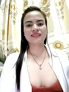 NgocQuyen2K online show from 02.10.25