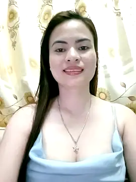 NgocQuyen2K online show from 02.19.25