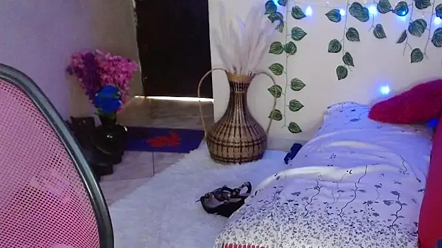 Latin Mature975 online show from 01.29.25