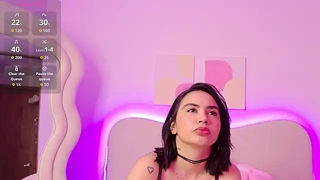 Snapshot of innocentlady_ chatting on 09.23.25 innocentlady  online show from 09.23.25