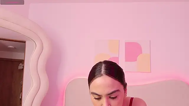 Snapshot of innocentlady_ chatting on 09.29.25 innocentlady  online show from 09.29.25