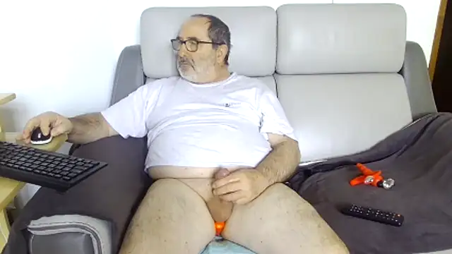 gillou1234 online show from 04.03.26