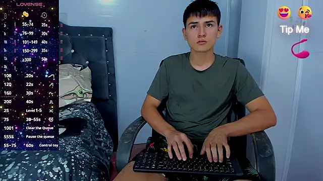 Jacobb Lee online show from 11.08.25