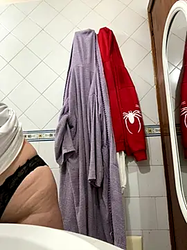 MargotKajira online show from 10.20.25