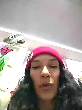 Snapshot of rebekka_simpson chatting on 01.01.25 rebekka simpson online show from 01.01.25