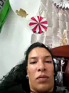 Snapshot of rebekka_simpson chatting on 01.12.25 rebekka simpson online show from 01.12.25