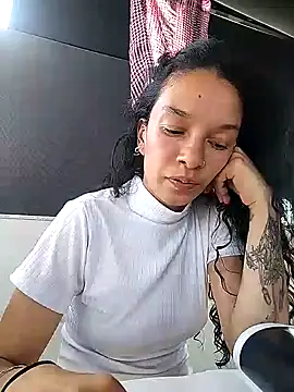 Snapshot of rebekka_simpson chatting on 01.22.25 rebekka simpson online show from 01.22.25