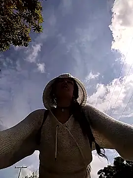 rebekka simpson online show from 11.13.25