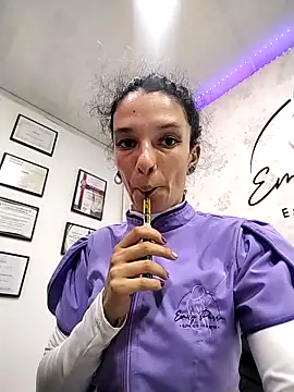 rebekka simpson online show from 11.22.25