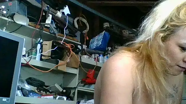 allissonw13 online show from 11.06.25