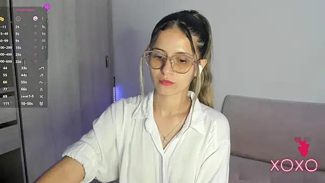 Lilacutte  online show from 09.29.25