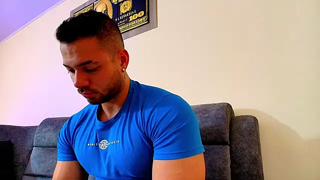 Snapshot of JeremyLowe chatting on 01.05.26 JeremyLowe online show from 01.05.26