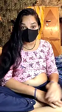 Snapshot of Hot-rubina chatting on 01.18.25 Hot-rubina online show from 01.18.25