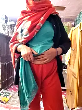 Snapshot of Hot-rubina chatting on 01.23.25 Hot-rubina online show from 01.23.25