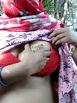 Snapshot of Hot-rubina chatting on 02.02.25 Hot-rubina online show from 02.02.25