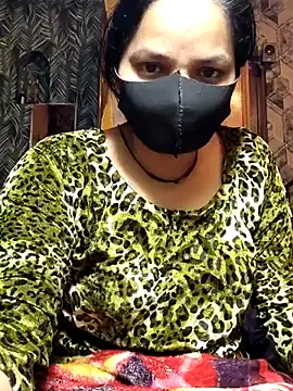 Snapshot of Hot-rubina chatting on 02.07.25 Hot-rubina online show from 02.07.25