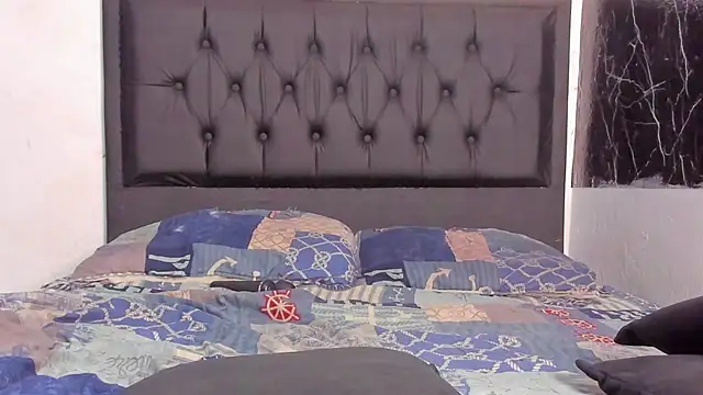 kriixtybrown online show from 10.02.25