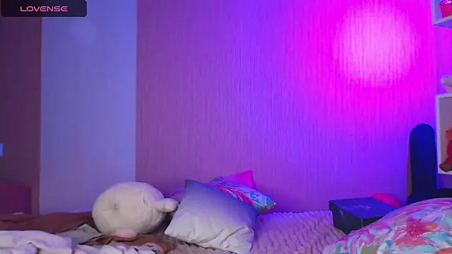 ur kitty   online show from 03.09.25