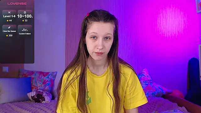 ur kitty   online show from 03.10.25