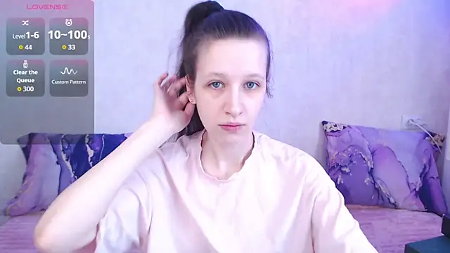 ur kitty   online show from 03.17.26