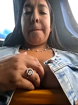 Bella keny online show from 12.26.24