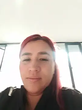 Snapshot of EmaGw chatting on 12.20.25 EmaGw online show from 12.20.25