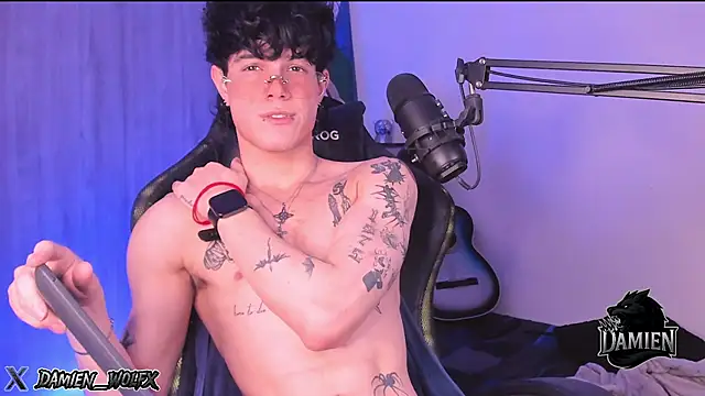 Snapshot of cinnamon_boyxxx chatting on 09.26.25 cinnamon boyxxx online show from 09.26.25