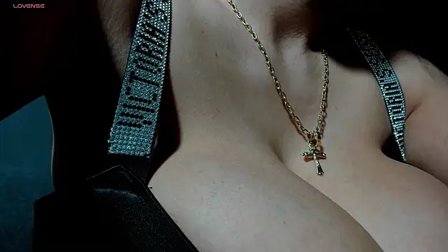 SexxyMeriem online show from 12.04.24