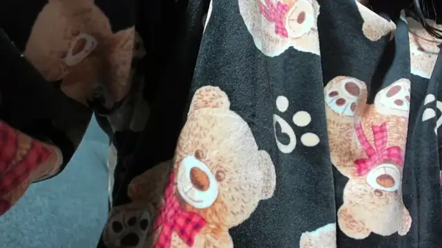 SexxyMeriem online show from 12.15.24