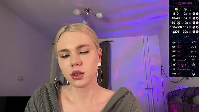 Snapshot of DanielPaige_ chatting on 01.17.25 DanielPaige online show from 01.17.25