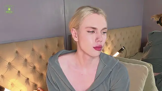 Snapshot of DanielPaige_ chatting on 01.22.25 DanielPaige online show from 01.22.25