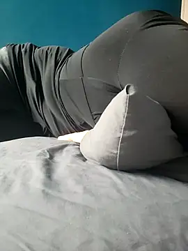 cruellaculdenfer67 online show from 10.10.25