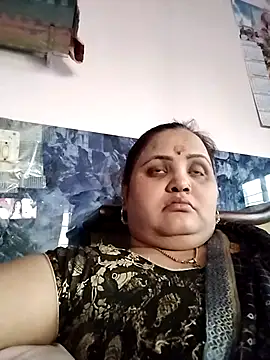 Snapshot of Kiyara7 chatting on 01.30.25 Kiyara7 online show from 01.30.25