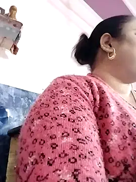 Snapshot of Kiyara7 chatting on 01.31.25 Kiyara7 online show from 01.31.25