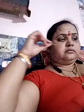 Snapshot of Kiyara7 chatting on 02.02.25 Kiyara7 online show from 02.02.25