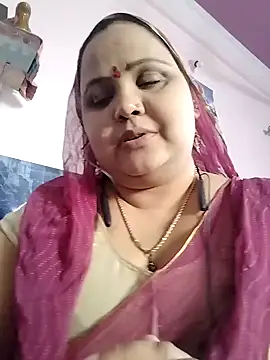 Snapshot of Kiyara7 chatting on 02.06.25 Kiyara7 online show from 02.06.25