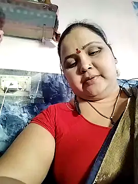 Snapshot of Kiyara7 chatting on 02.08.25 Kiyara7 online show from 02.08.25