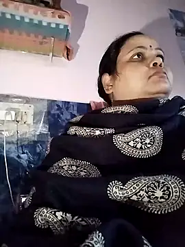 Snapshot of Kiyara7 chatting on 02.09.25 Kiyara7 online show from 02.09.25