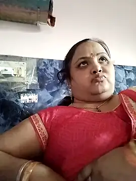 Snapshot of Kiyara7 chatting on 02.12.25 Kiyara7 online show from 02.12.25