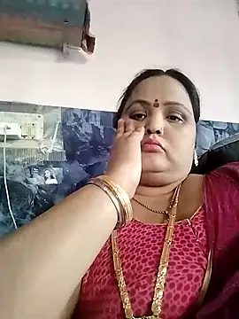 Snapshot of Kiyara7 chatting on 02.16.25 Kiyara7 online show from 02.16.25