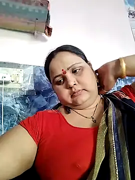 Snapshot of Kiyara7 chatting on 02.19.25 Kiyara7 online show from 02.19.25