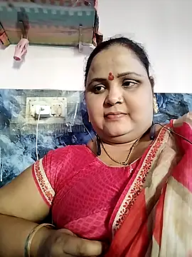 Snapshot of Kiyara7 chatting on 02.21.25 Kiyara7 online show from 02.21.25