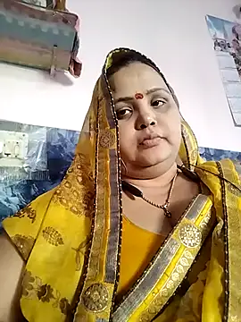 Snapshot of Kiyara7 chatting on 02.23.25 Kiyara7 online show from 02.23.25