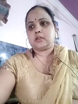 Snapshot of Kiyara7 chatting on 02.25.25 Kiyara7 online show from 02.25.25