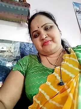 Snapshot of Kiyara7 chatting on 02.26.25 Kiyara7 online show from 02.26.25