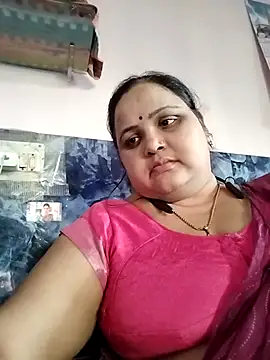 Snapshot of Kiyara7 chatting on 02.27.25 Kiyara7 online show from 02.27.25