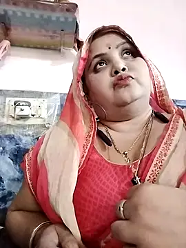 Snapshot of Kiyara7 chatting on 03.01.25 Kiyara7 online show from 03.01.25