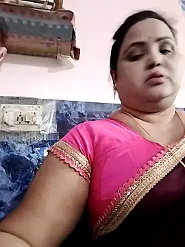 Snapshot of Kiyara7 chatting on 03.07.25 Kiyara7 online show from 03.07.25