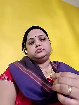 Snapshot of Kiyara7 chatting on 03.10.25 Kiyara7 online show from 03.10.25