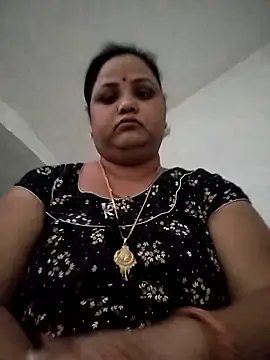 Snapshot of Kiyara7 chatting on 03.15.25 Kiyara7 online show from 03.15.25